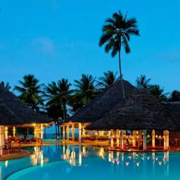 Neptune Village Beach Resort& Spa ****
