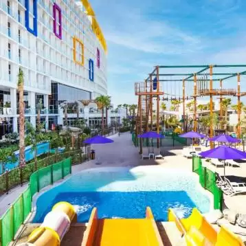 Centara Mirage Beach Reort Dubai ****